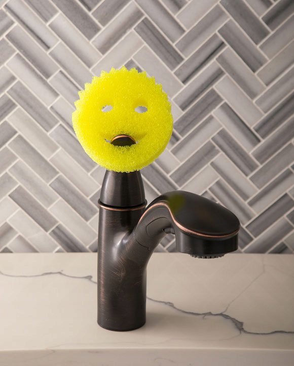 Scrub daddy kempinė