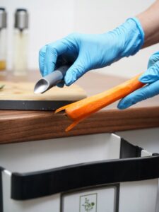 Sulankstoma biologinių atliekų šiukšlių dėžė