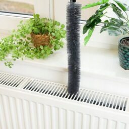 Radiatorių dulkių valymo įrankis