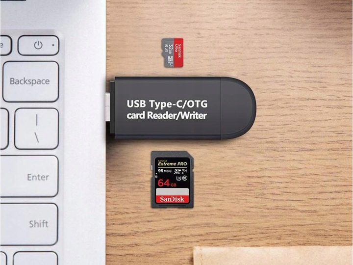 Cardnet – Universalus SD ir TF kortelių skaitytuvas