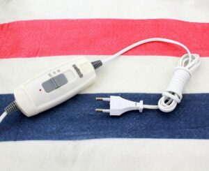 Elektrinė šildoma antklodė (dryžuota) kaina internetu