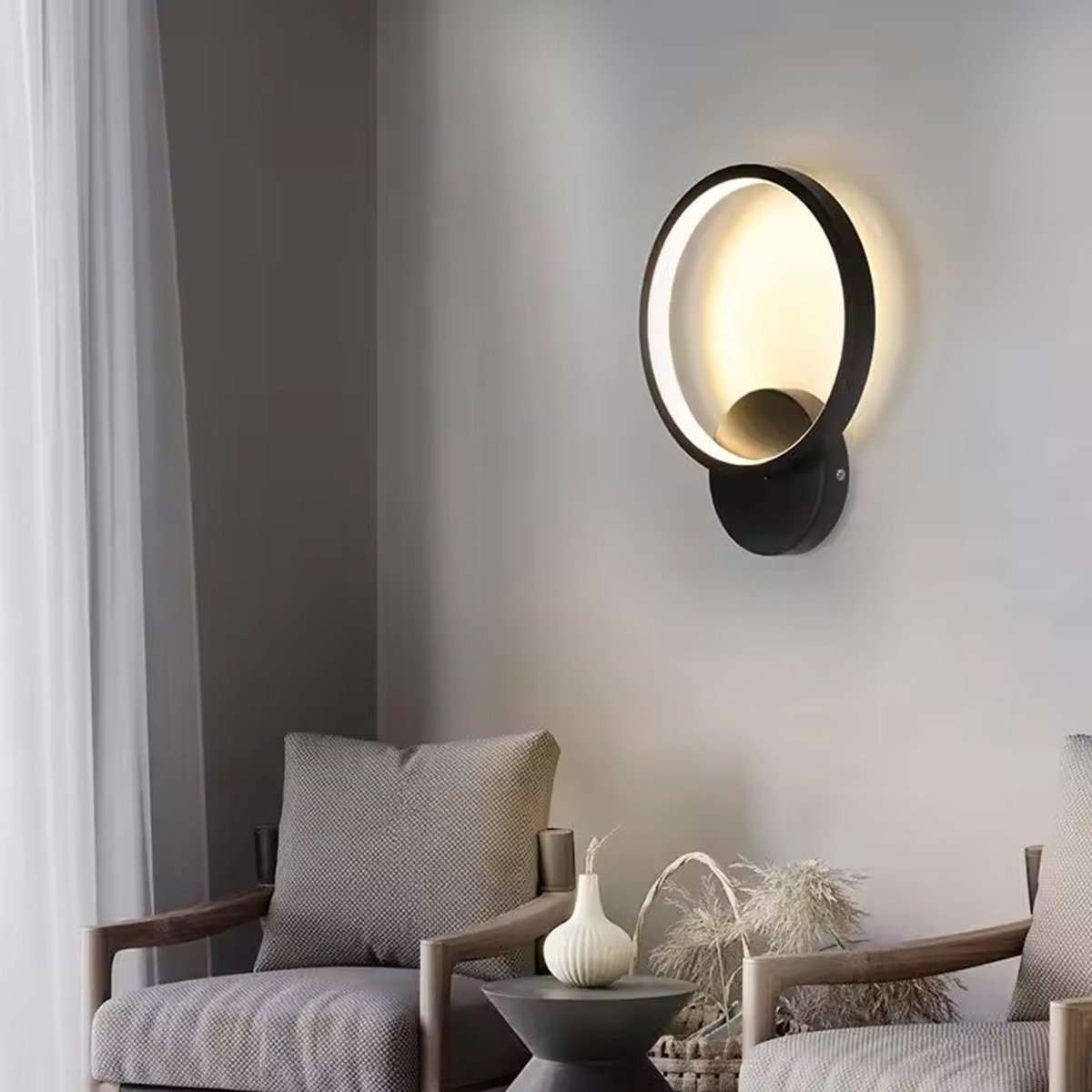 LED sieninis šviestuvas kaina internetu