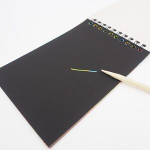 Nutrinama knygutė "Rainbow" kaina internetu