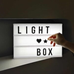 Šviečianti LED lenta spalvota (30 x 22 cm) kaina internetu
