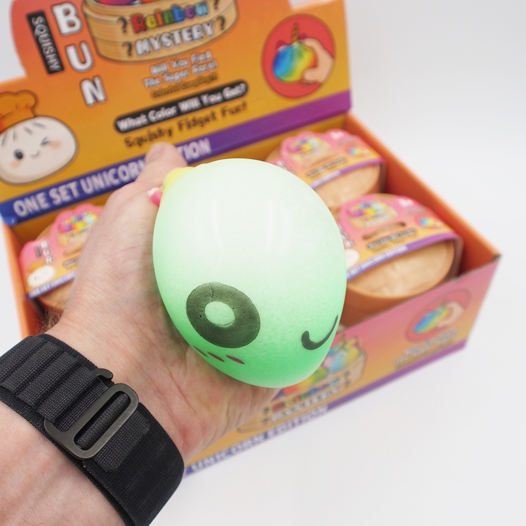Antistresinis kamuoliukas „Vienaragio bandelė“ (Unicorn Squishy Bun) kaina internetu