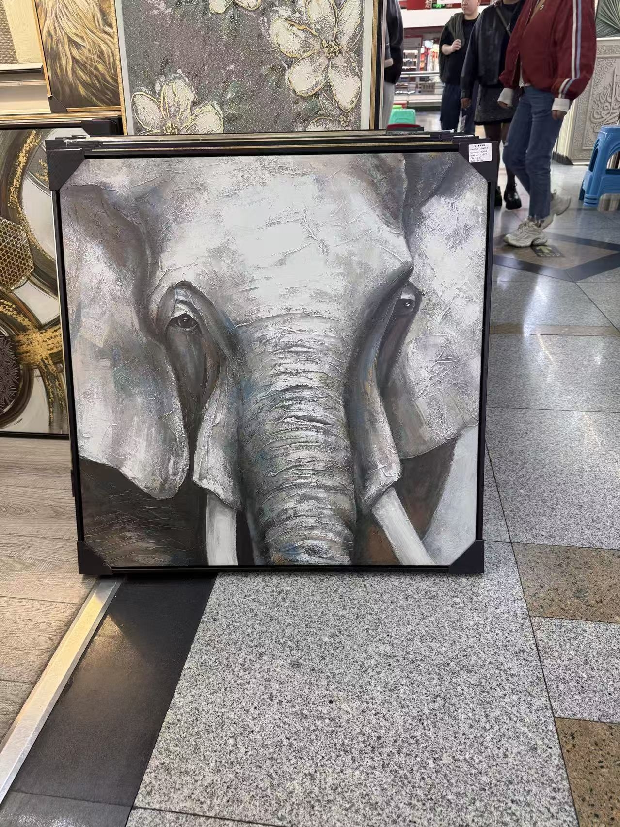 „Afrikos didybė“ tekstūrinis dramblio paveikslas, 80 × 80 cm kaina internetu