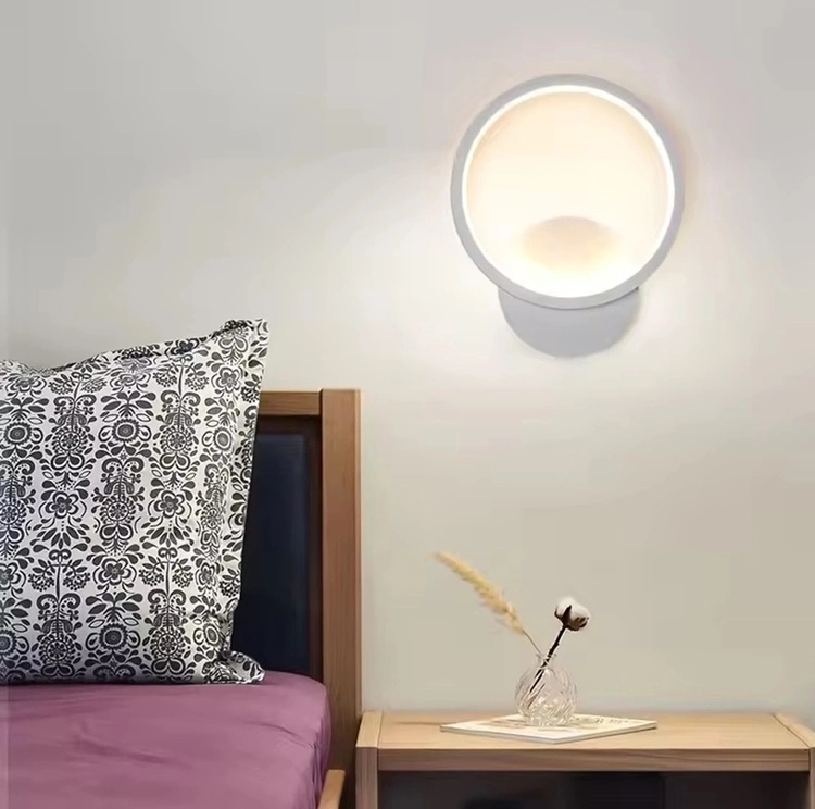 Sieninis LED šviestuvas kaina internetu